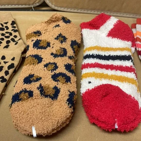 10 pair women socks 9-11 - Picture 3 of 7